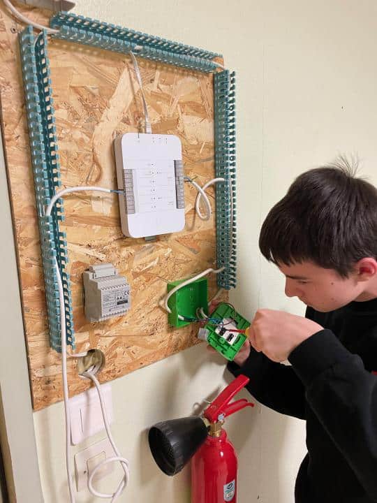 lycéen ciel réseaux électronique pays de la loire